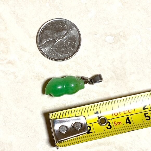 2/20$, Whimsical Green Pea Pod Glass Pendant - Picture 7 of 8